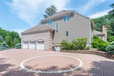 5 Raine Tree Court Kinnelon NJ 07405