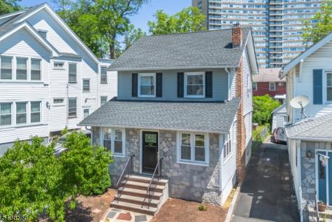 42 Wayne Avenue East Orange NJ 07018