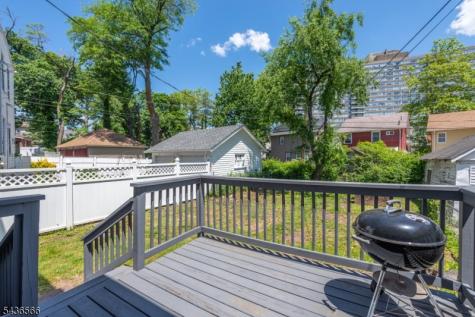 42 Wayne Avenue East Orange NJ 07018