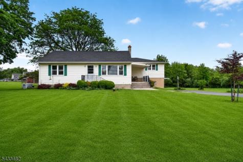 127 Hillcrest Road Readington NJ 08822