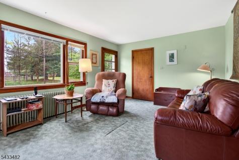 127 Hillcrest Road Readington NJ 08822