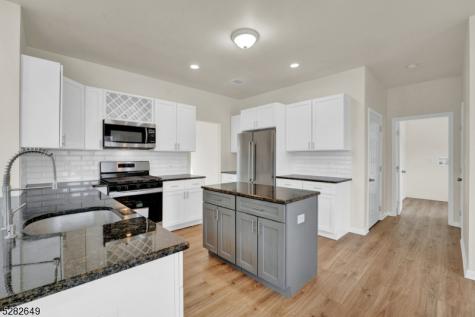 5 Anthony Court Hardyston NJ 07419