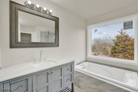 5 Anthony Court Hardyston NJ 07419