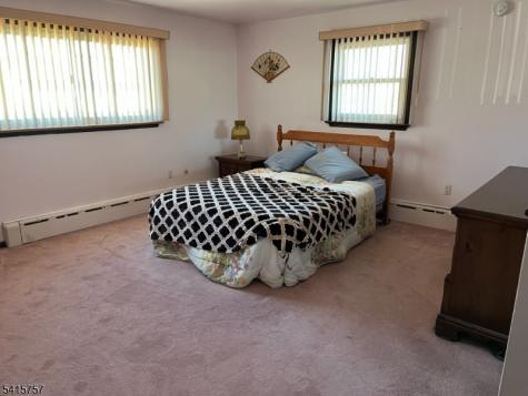 5 Sydney Place Manville NJ 08835