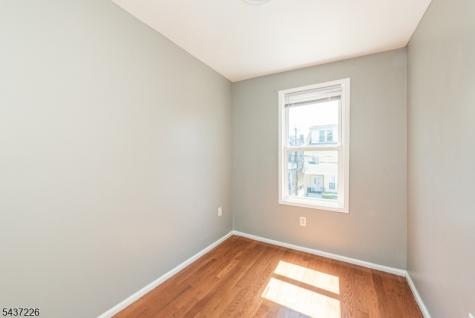 145 Alexander Street Newark NJ 07106