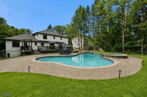 36 Ivy Place Wayne NJ 07470