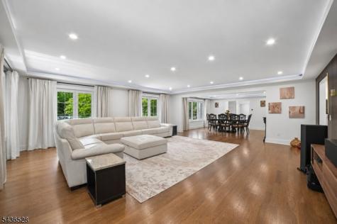 36 Ivy Place Wayne NJ 07470
