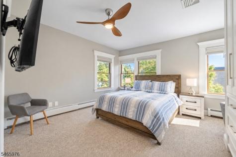 46 S Highwood Avenue Glen Rock NJ 07452