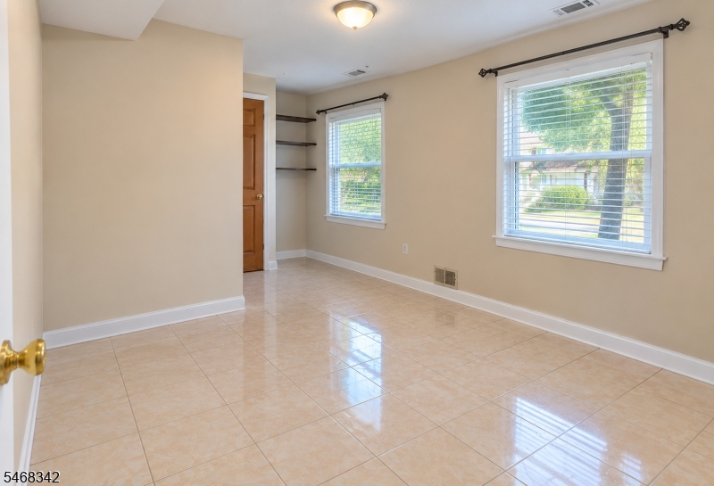 160 Stratton Street Piscataway NJ 08854