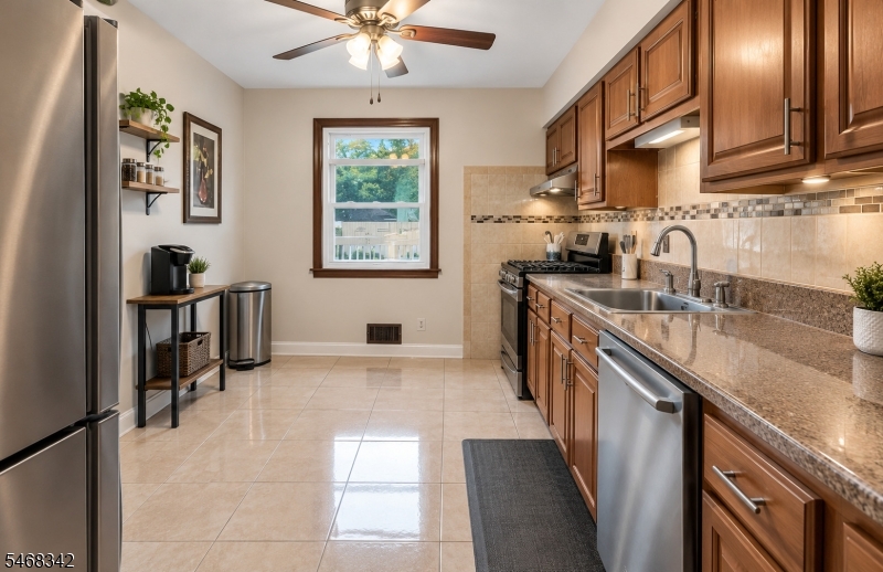 160 Stratton Street Piscataway NJ 08854