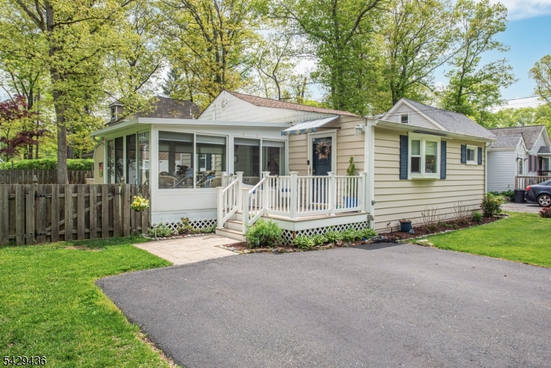 46 E Shore Road Jefferson NJ 07849