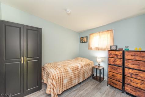 46 E Shore Road Jefferson NJ 07849