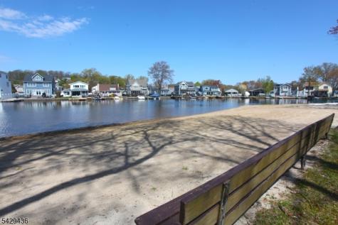 46 E Shore Road Jefferson NJ 07849