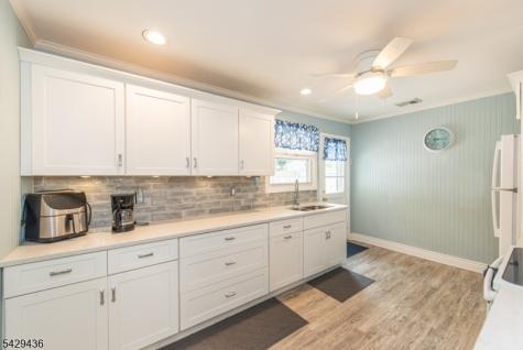 46 E Shore Road Jefferson NJ 07849