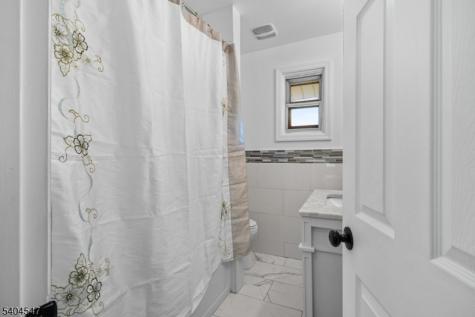 53 Park Street Ridgefield Park Village NJ 07660