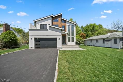52 Congressional Parkway Livingston NJ 07039