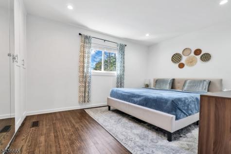 5 Riker Hill Road Livingston NJ 07039
