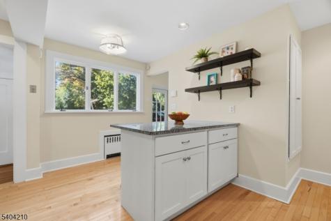 20 Braemore Road Montclair NJ 07043