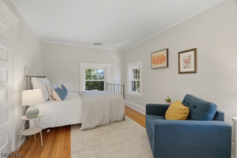20 Braemore Road Montclair NJ 07043