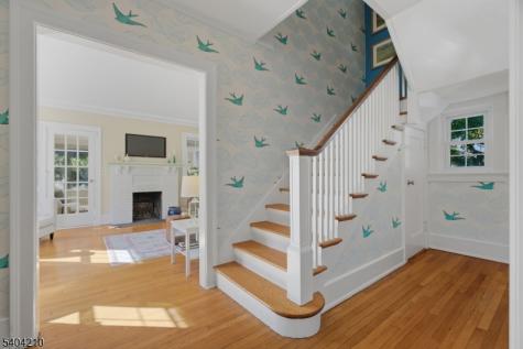 20 Braemore Road Montclair NJ 07043