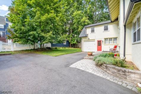 20 Braemore Road Montclair NJ 07043