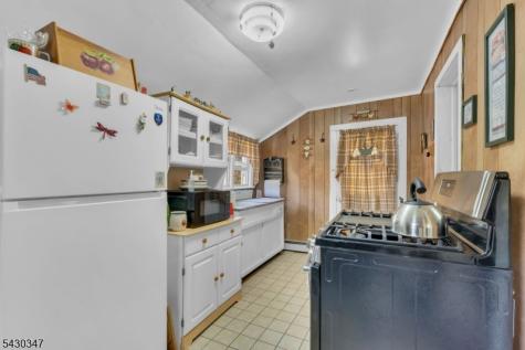 131 Vail Road Knowlton NJ 07832