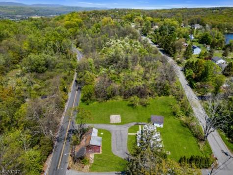 131 Vail Road Knowlton NJ 07832