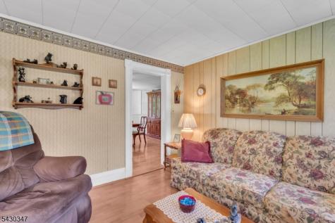 131 Vail Road Knowlton NJ 07832