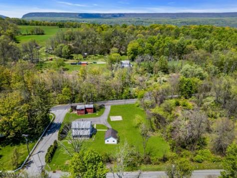 131 Vail Road Knowlton NJ 07832