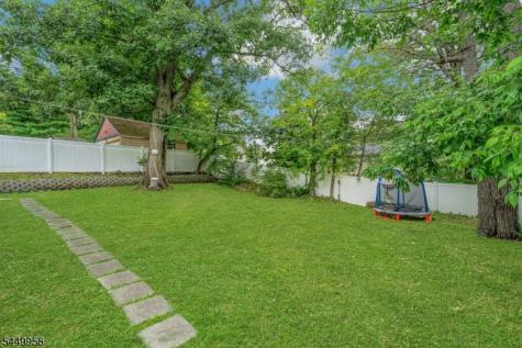 13 Dogwood Road West Orange NJ 07052