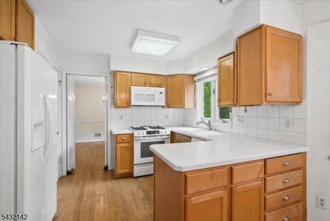 48 Walnut Circle Bernards NJ 07920