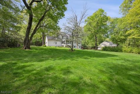 48 Walnut Circle Bernards NJ 07920