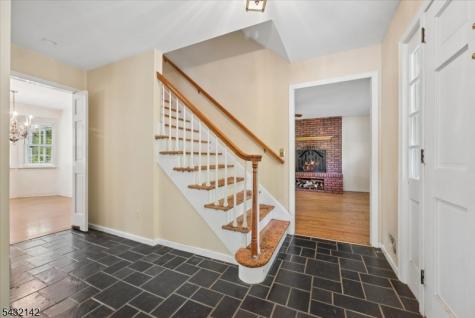 48 Walnut Circle Bernards NJ 07920