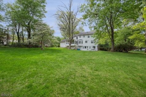 48 Walnut Circle Bernards NJ 07920