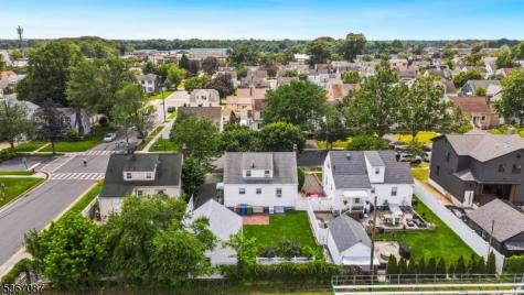 706 Lindegar Street Linden NJ 07036
