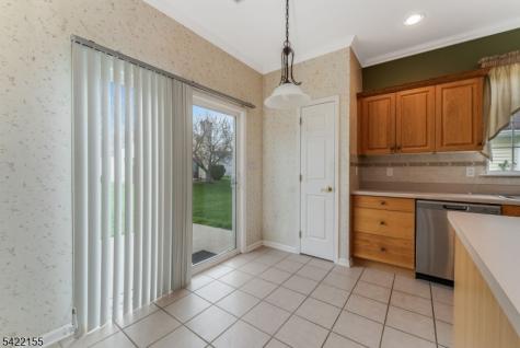 107 Kensington Circle White NJ 07823