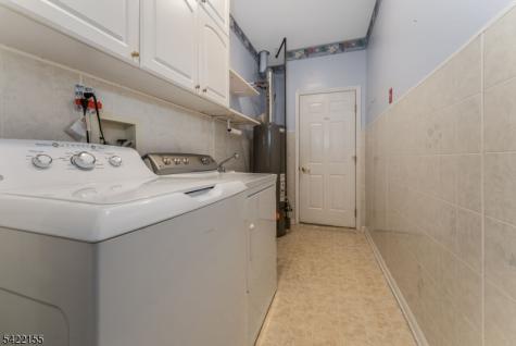 107 Kensington Circle White NJ 07823