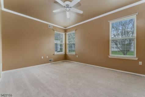 107 Kensington Circle White NJ 07823