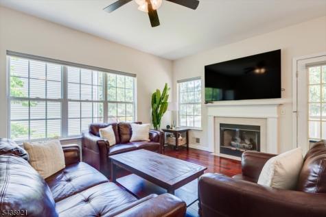 49 Wexford Way Bridgewater NJ 08807