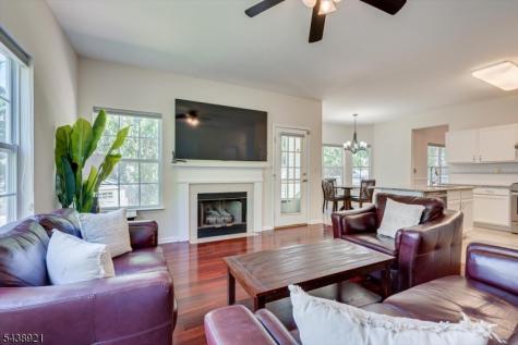 49 Wexford Way Bridgewater NJ 08807
