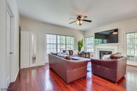 49 Wexford Way Bridgewater NJ 08807