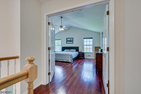 49 Wexford Way Bridgewater NJ 08807