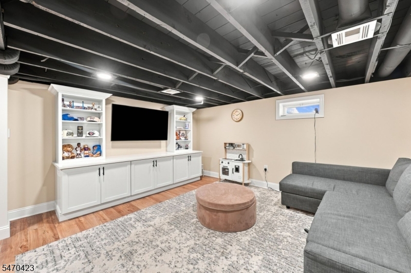 93 Koehler Avenue Bloomfield NJ 07003