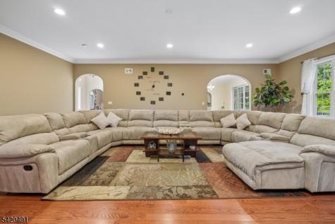 72 Hook Mountain Road Montville NJ 07045