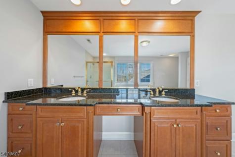 11 Dogwood Drive Readington NJ 08889