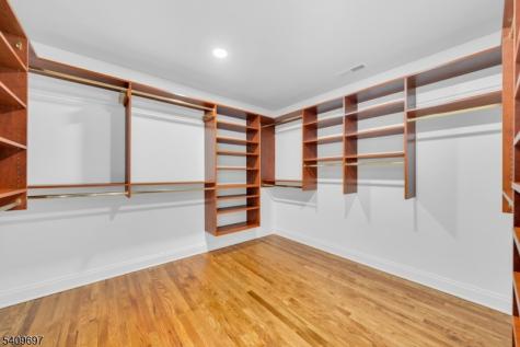 11 Dogwood Drive Readington NJ 08889