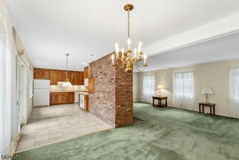 28 Evergreen Drive Berkeley Heights NJ 07922