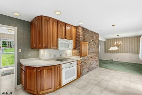 28 Evergreen Drive Berkeley Heights NJ 07922