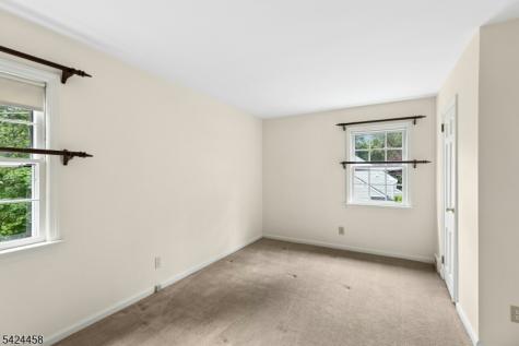 28 Evergreen Drive Berkeley Heights NJ 07922