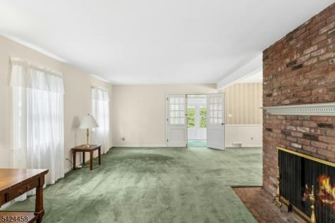 28 Evergreen Drive Berkeley Heights NJ 07922